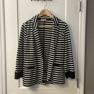 Skies are Blue Asa knit blazer. Like new condition.